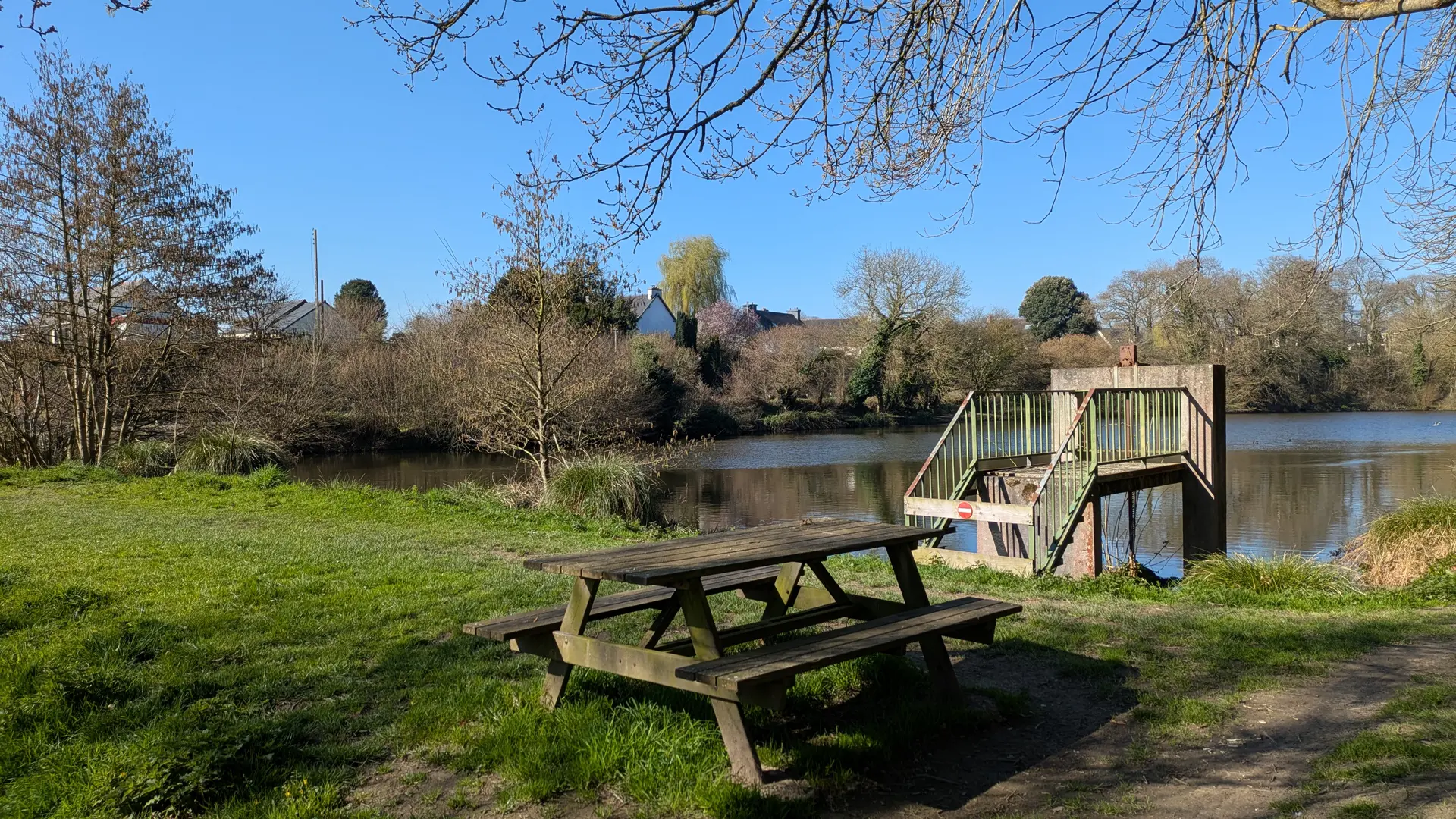 table pique nique milin saezh est