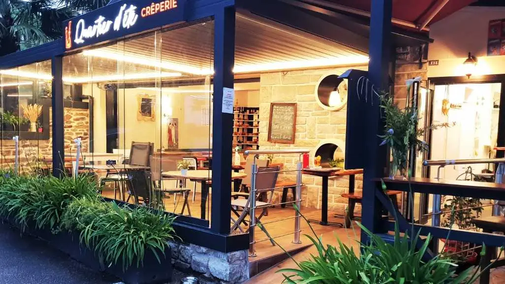 Pergola bioclimatique de Quartier d'Eté