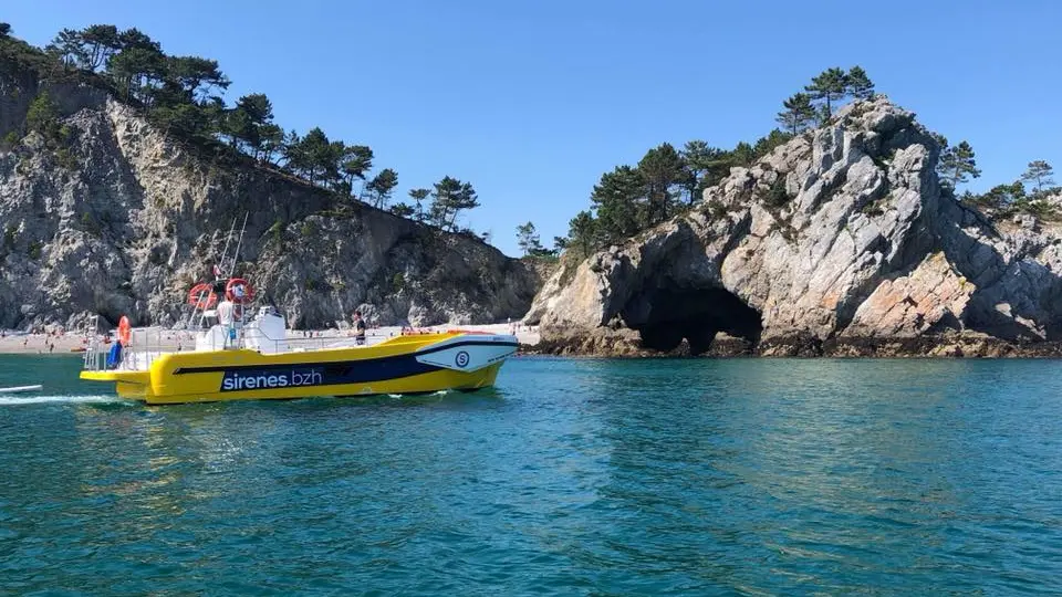 vedettes-sirenes-grottes-marines-crozon-bateau ©Vedettes Sirenes (1)