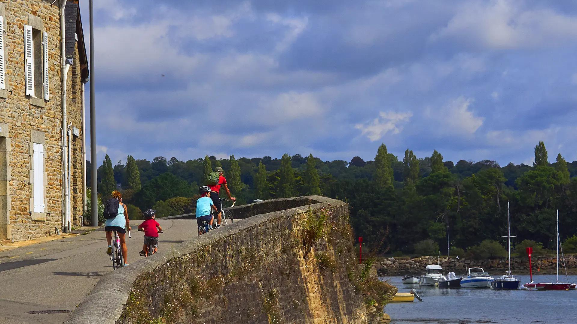 Vélos au Vieux Port