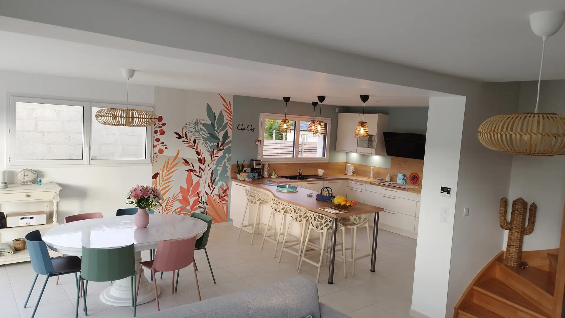 vue salon cuisine et SAM