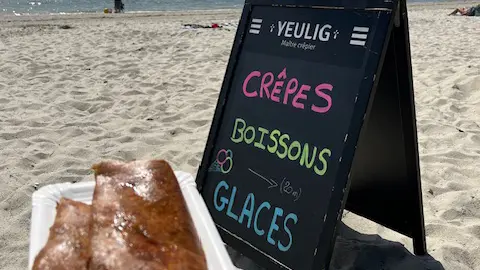 Yeulig crepe sur la plage