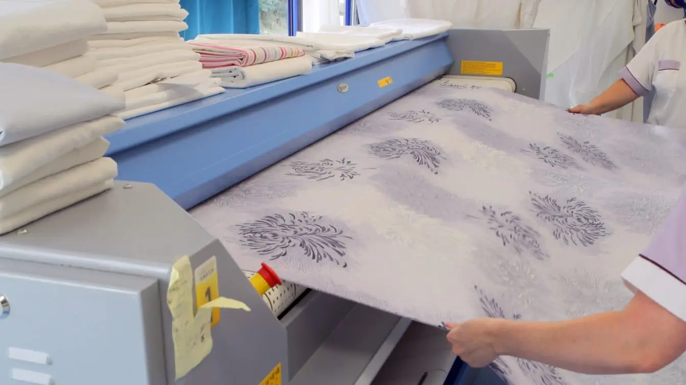 A-toute-vapeur-blanchisserie-1