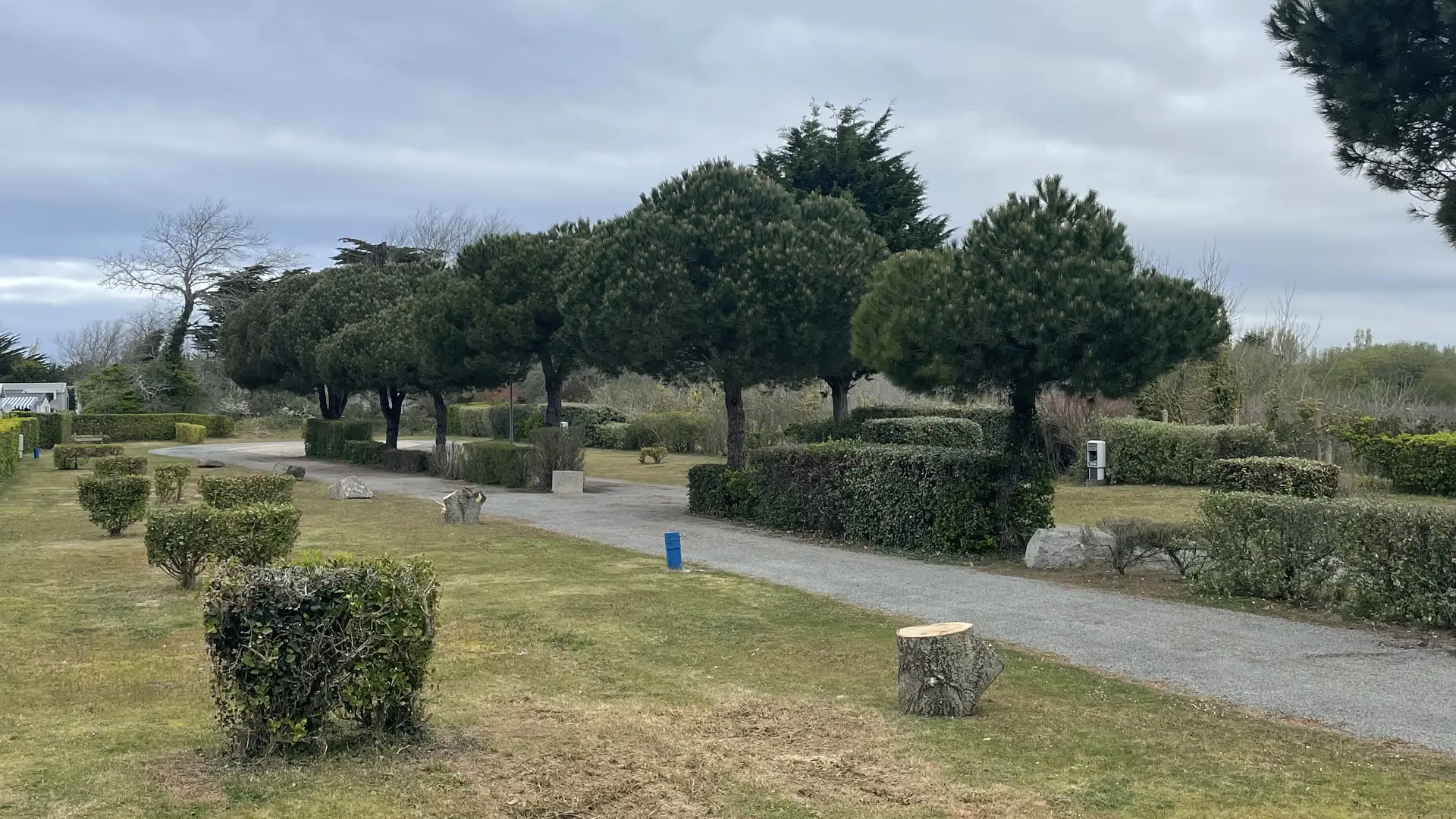 Aire camping car - Camping Le Grand Bleu - Pays Bigouden - Bigoudenjoy