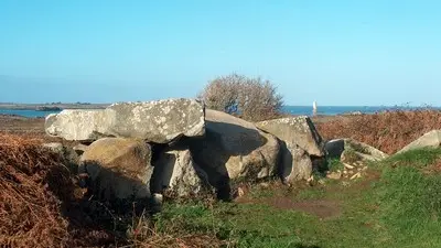 Allée couverte Men ar Rompet
