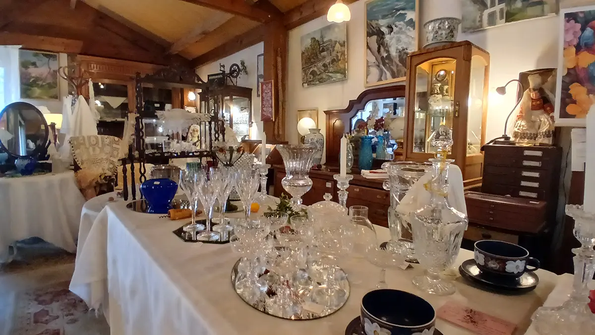 Antiquités brocante Nicole Euzen - Pont-l'Abbé - Pays Bigouden (4)
