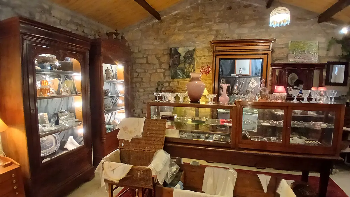 Antiquités brocante Nicole Euzen - Pont-l'Abbé - Pays Bigouden (6)
