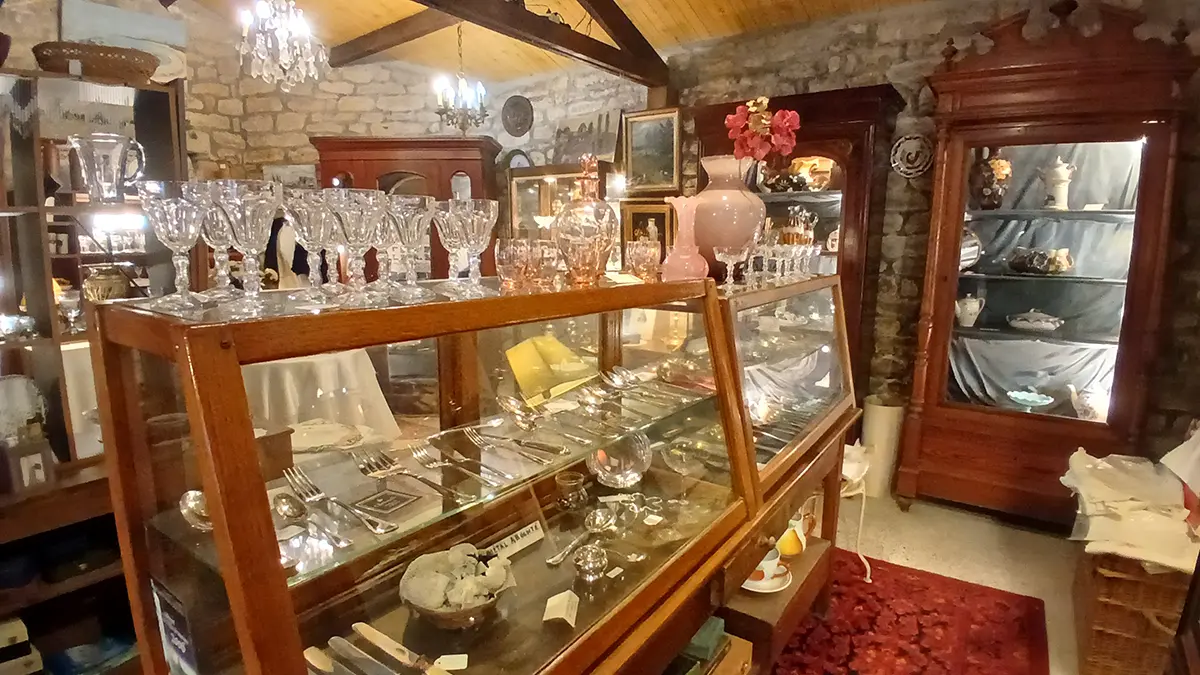 Antiquités brocante Nicole Euzen - Pont-l'Abbé - Pays Bigouden (7)