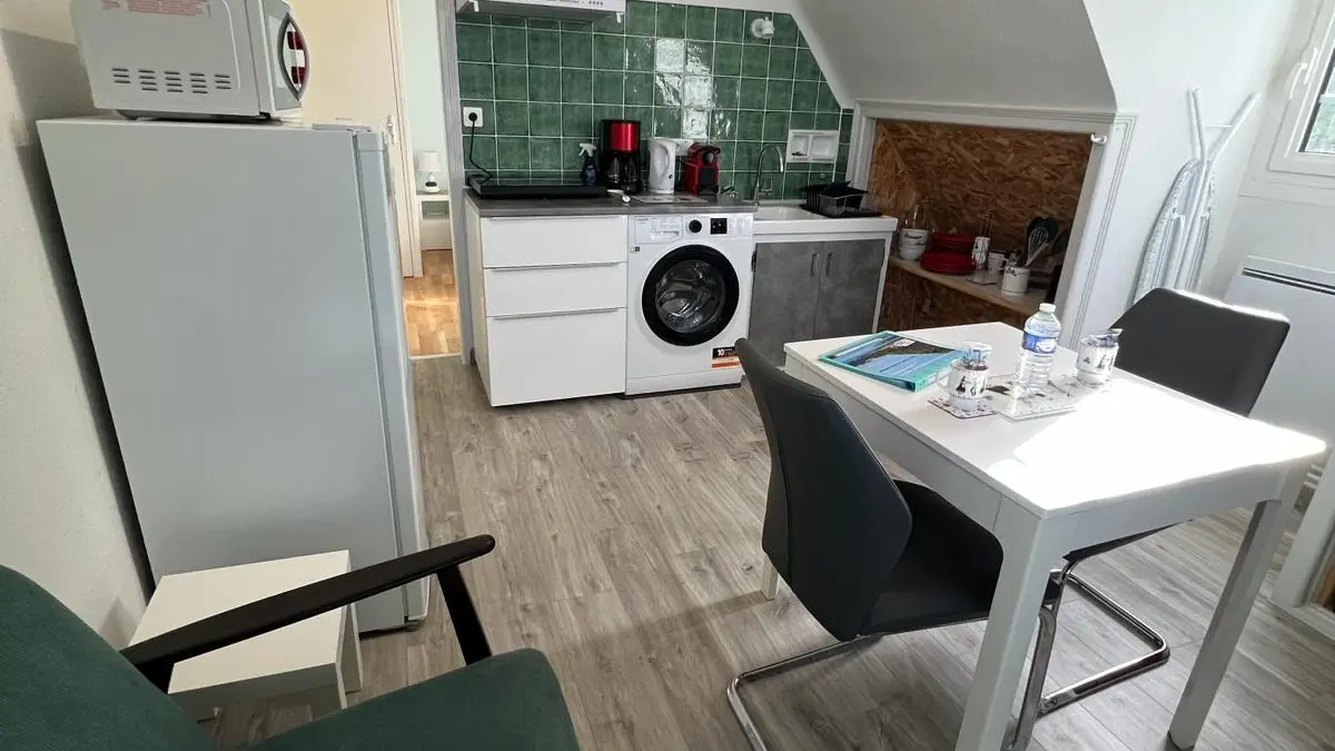 Armor cuisine avec canapé