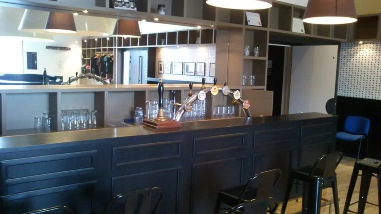 Bar Web