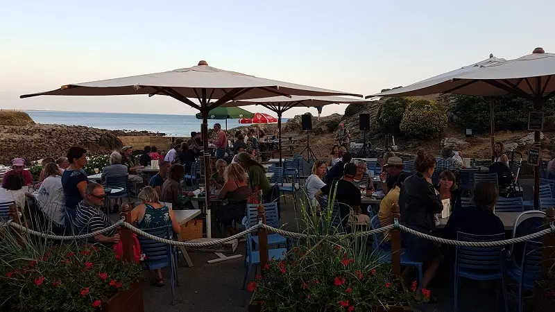 Bar les côtiers-pors poulhan 3©les cotiers (2)