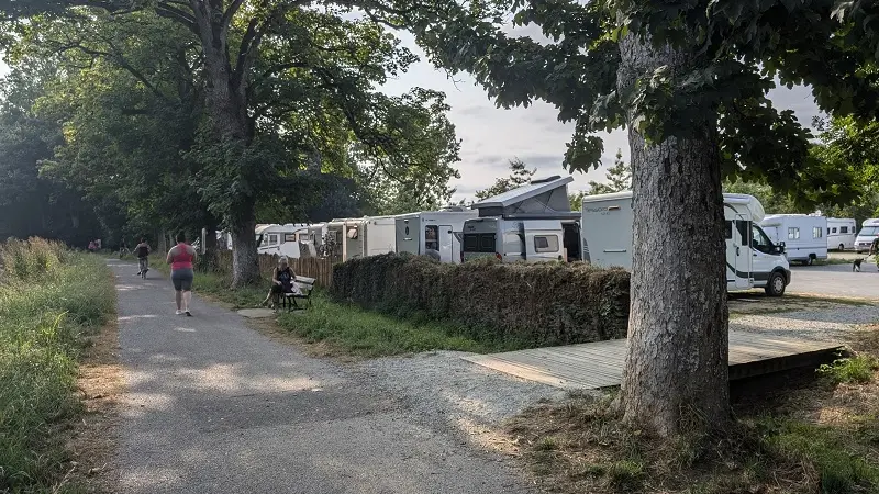 Aire - service - stationnement - Josselin - Brocéliande - Morbihan - Bretagne