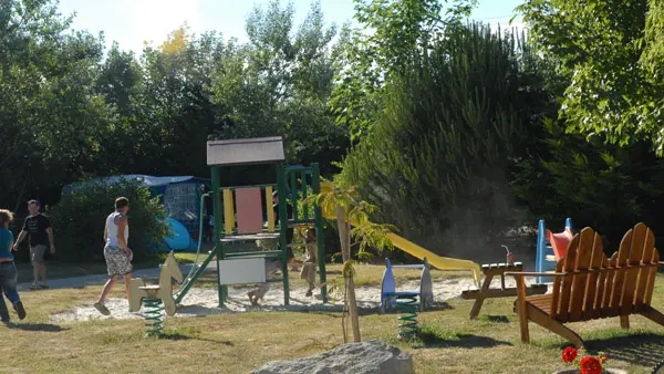 Camping Les Peupliers