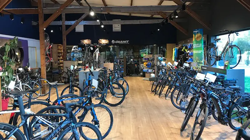 Cycles Manu Scotet - Giant Pont-L'Abbé - Pays Bigouden - Bigoudenjoy