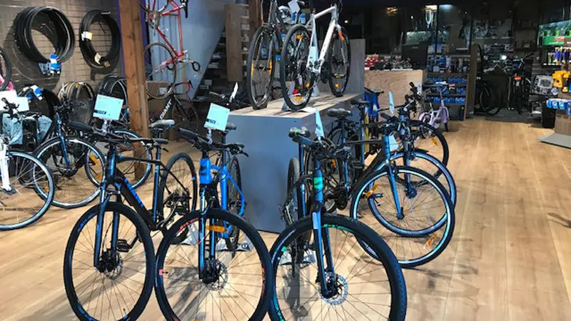 Cycles Manu Scotet - Giant Pont-L'Abbé - Pays Bigouden - Bigoudenjoy