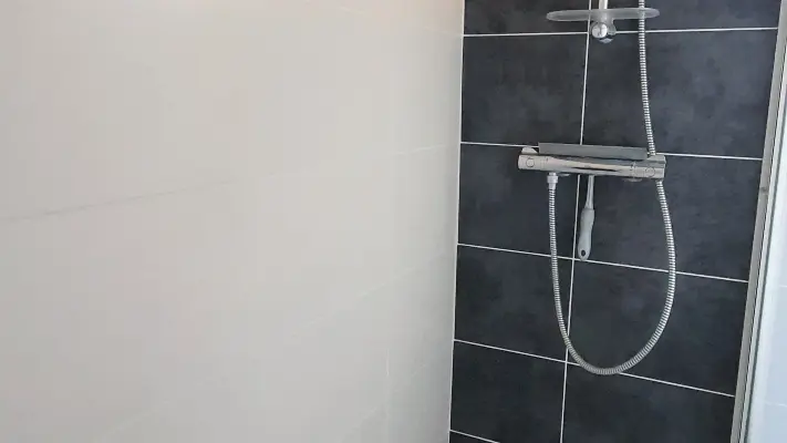 D Lautredoux Douche