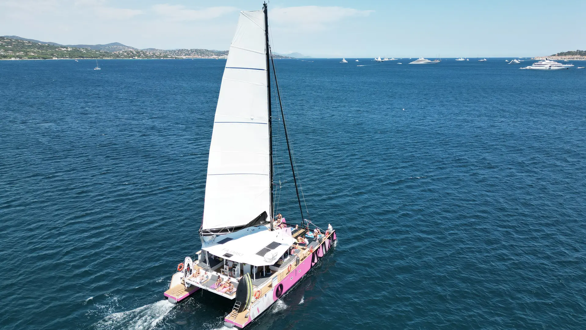 Caseneuve Maxi Catamaran