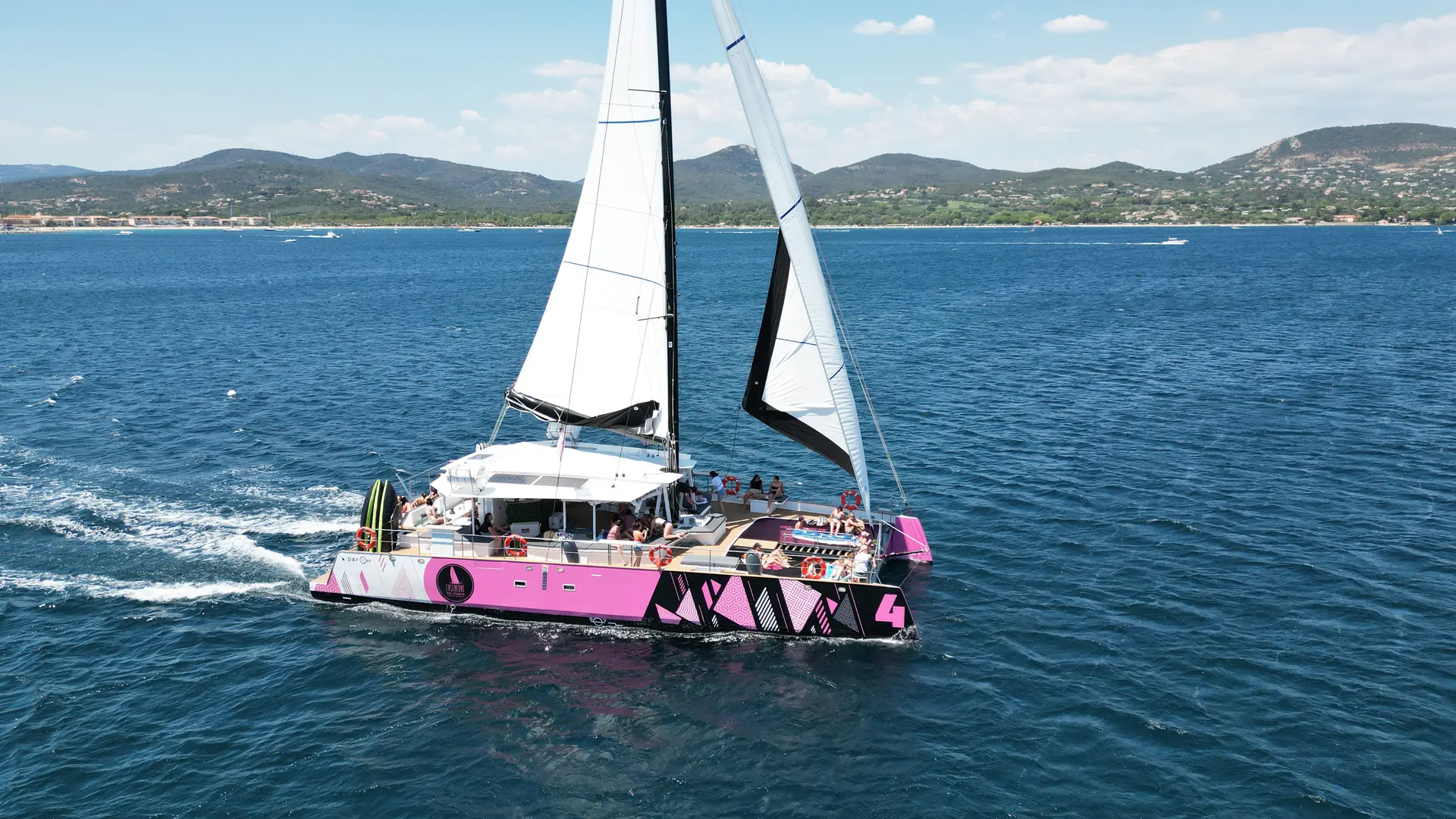 Caseneuve Maxi Catamaran