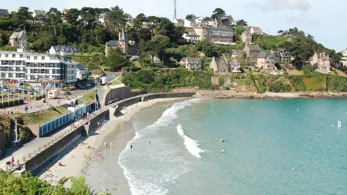 PLAGE DE TRESTRIGNEL