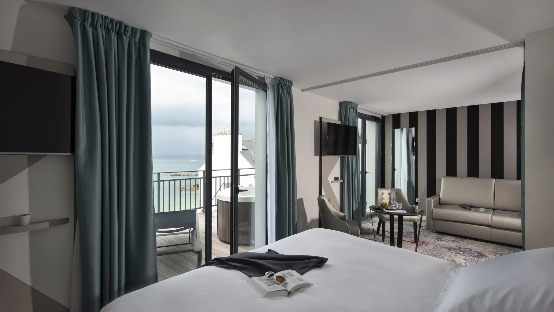 Hôtel de la Baie - Douarnenez Suite exception vue mer avec jacuzzi privatif 2