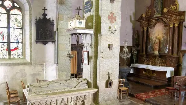 Eglise Sainte Pompée Langoat - Tombeau