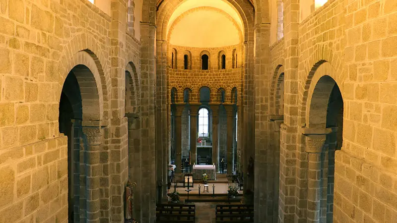 Eglise-romane-Loctudy-Pays-Bigouden-Sud©Cornuet-3