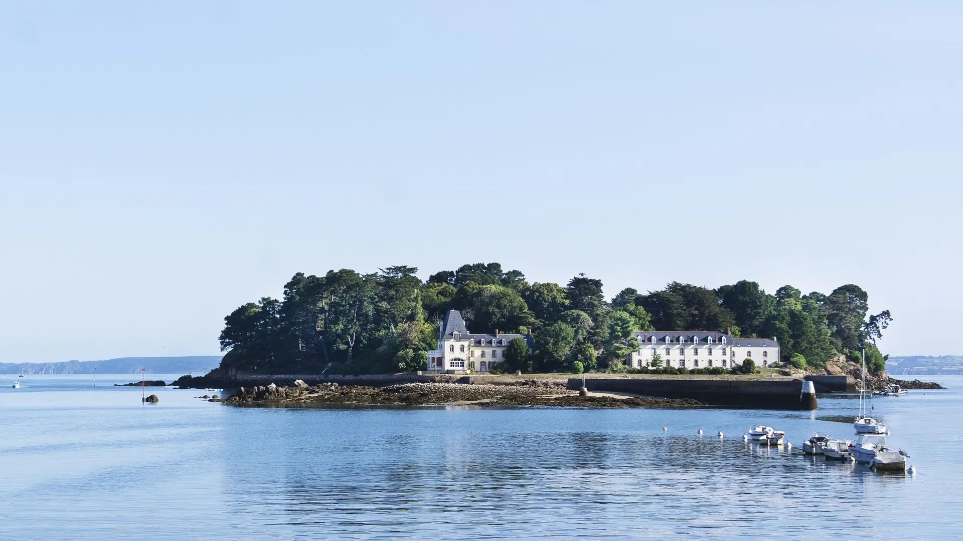 Elise FOURNIER - Ile Tristan - HD (29)