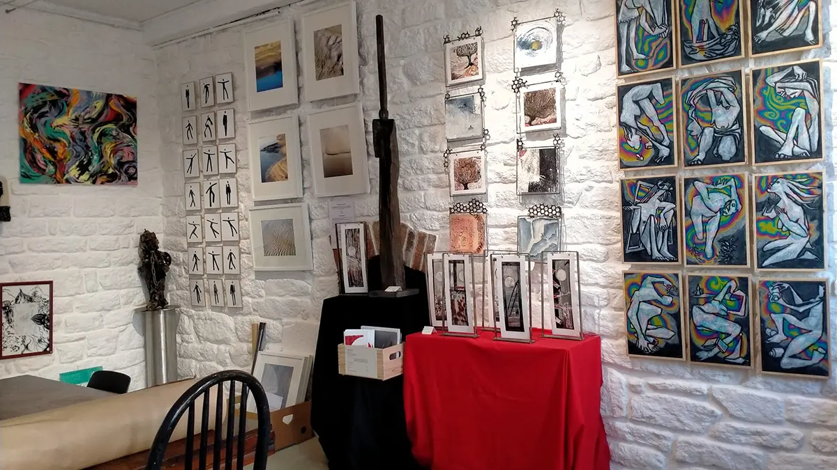 Galerie rouge - expositions - pont-l'Abbé - Pays Bigouden - 5