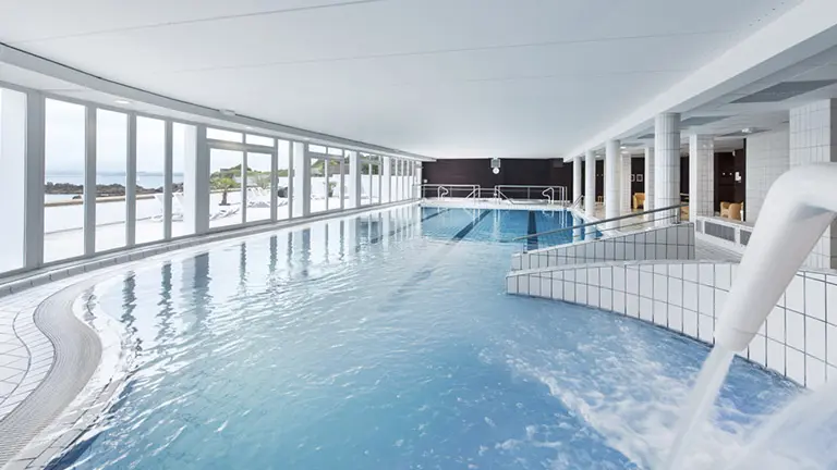 Thalasso à Douarnenez Piscine ©Cécile Langlois