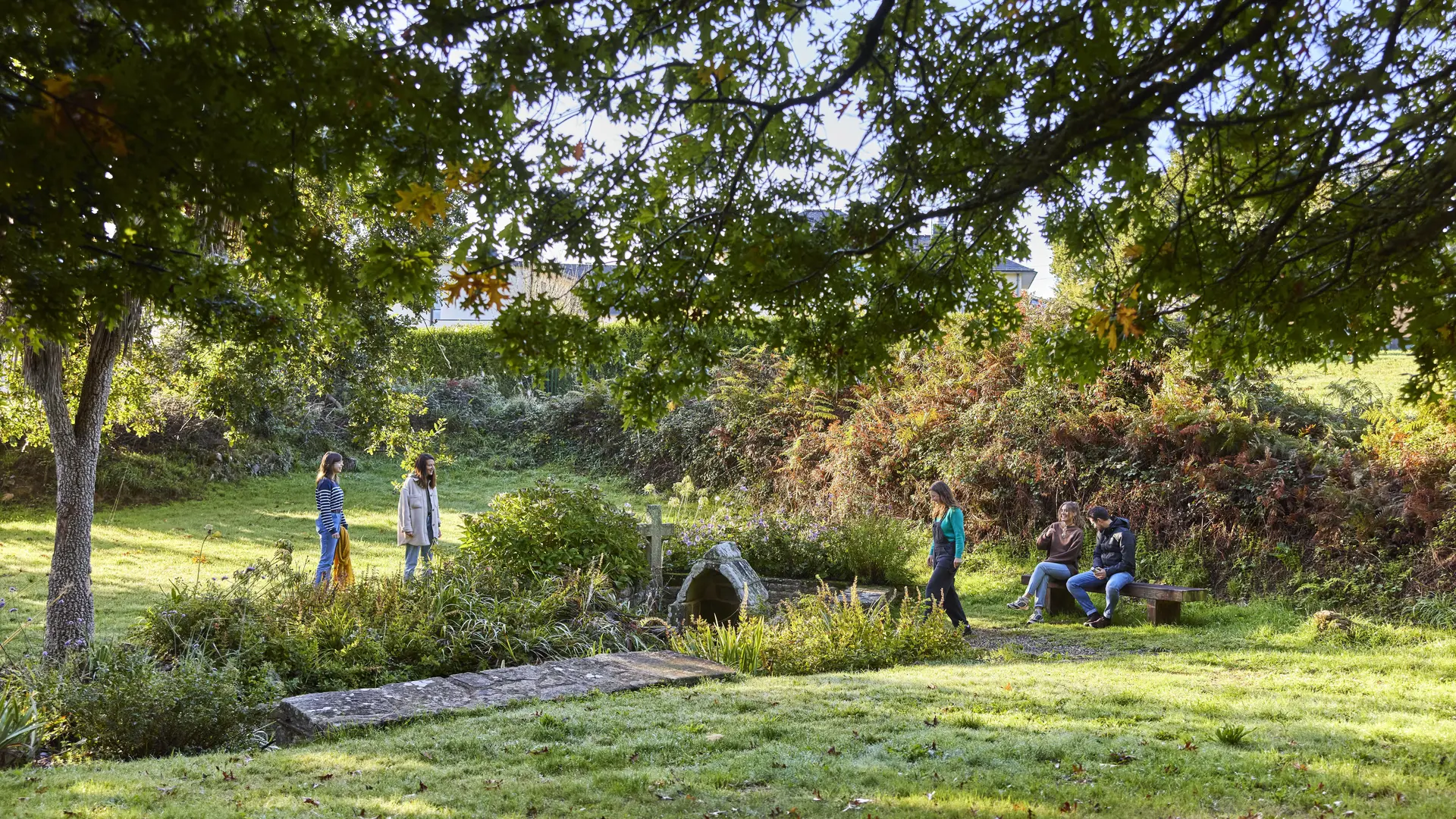 Fontaine - Chapelle Notre Dame de Bonne Nouvelle (Kelou Mad)
