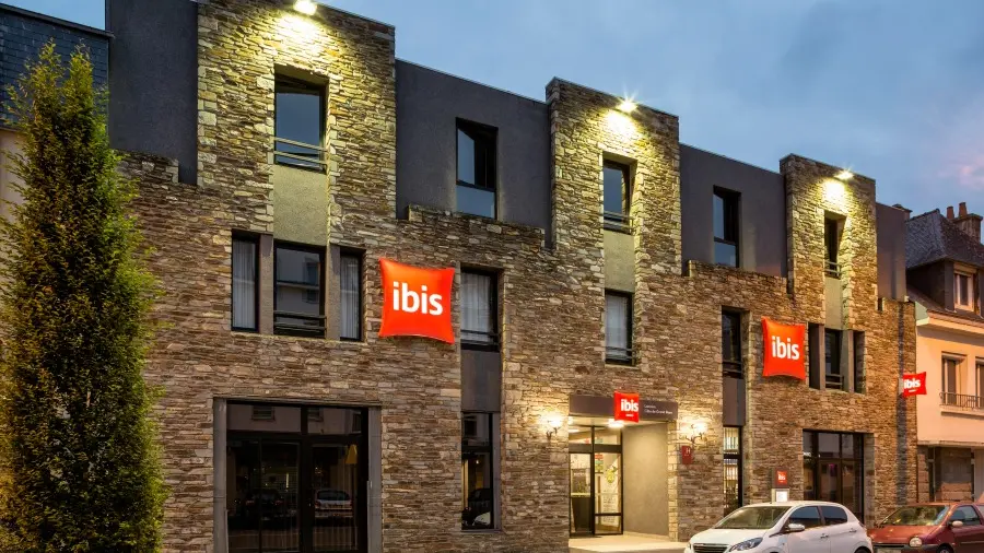 ibis Lannion Cote de Granit Rose - 3401