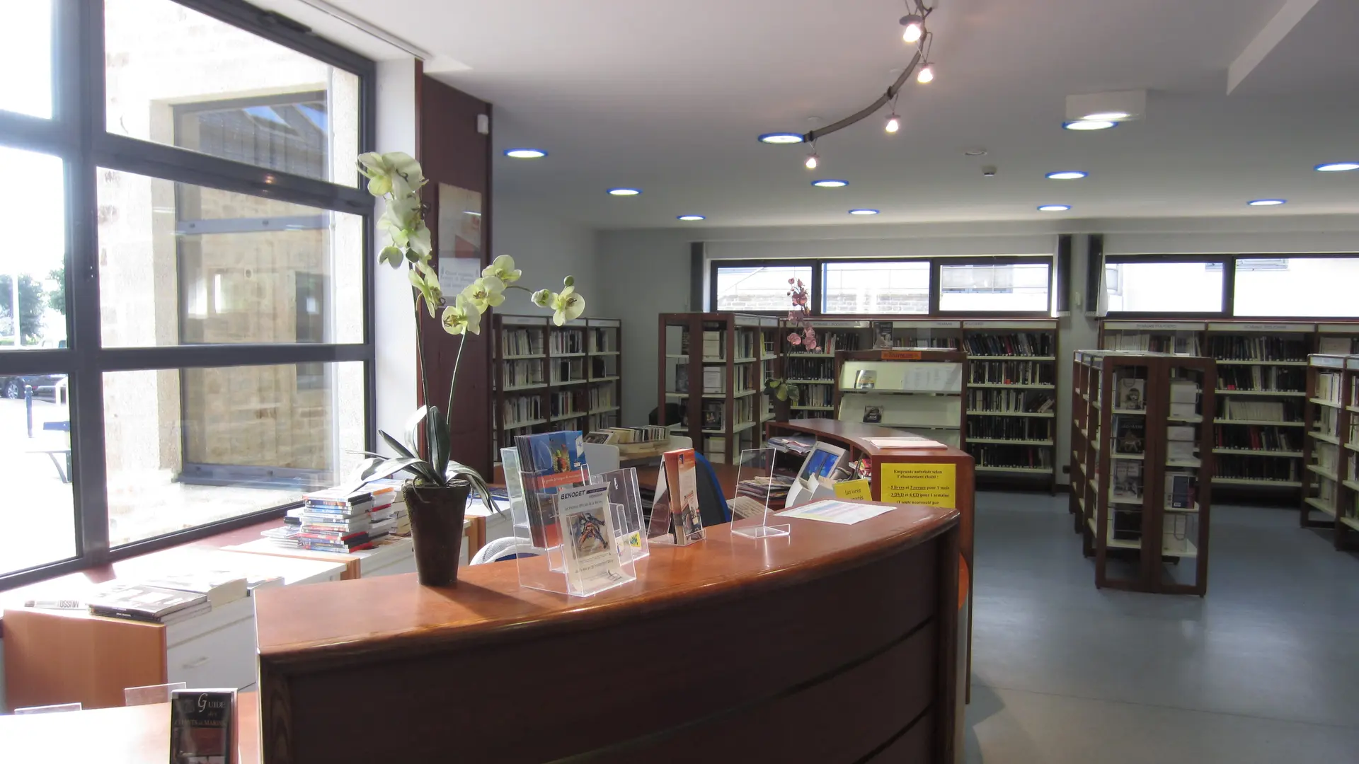 Bibliothèque Bénodet 2