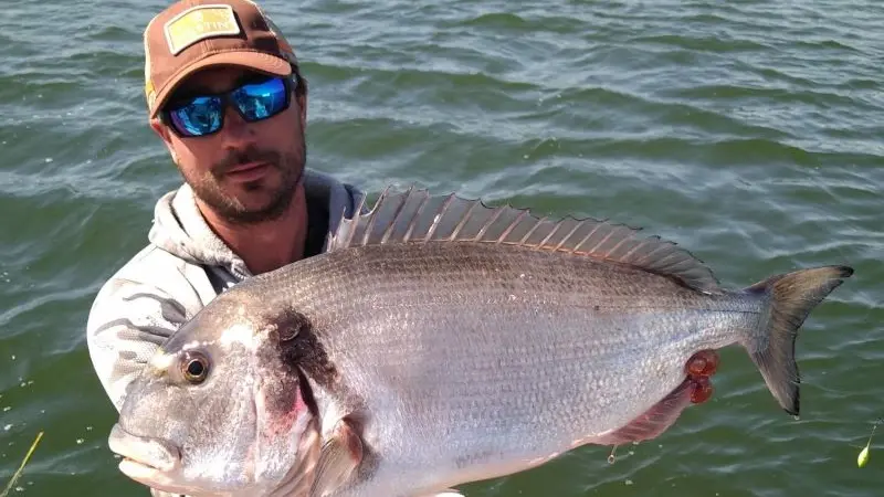 Joris Parpaillon - Guide de pêche - Pays Bigouden - Bigoudenjoy