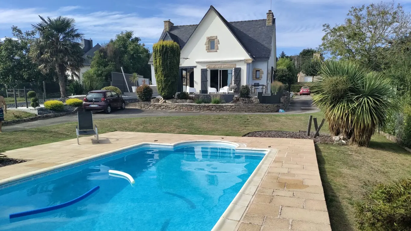 Maison individuelle avec piscine