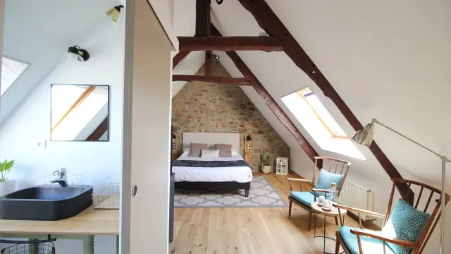 Chambre et salle de bain