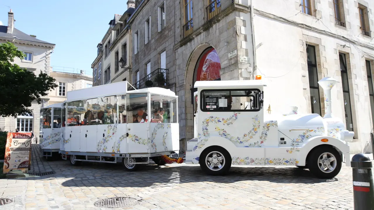 Loisir - Finistère - Concarneau - Petit train touristique - 2