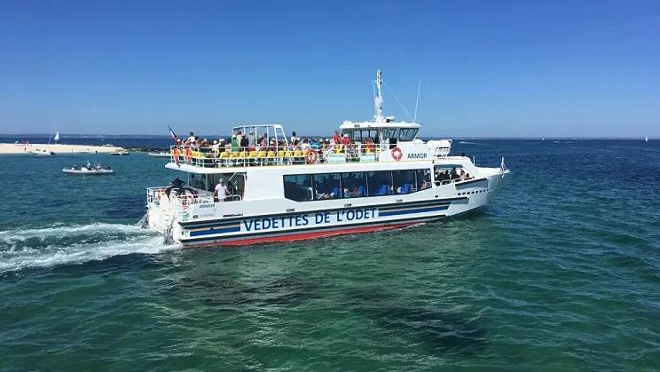 LOI---4-vedettes-odet-iles-glenan-navire-armor