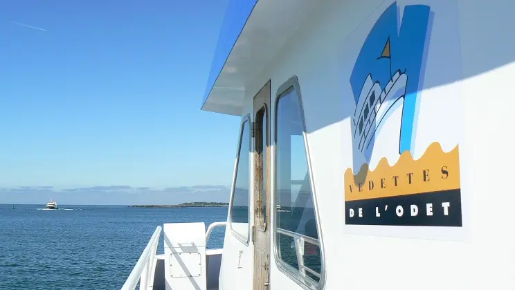 LOI---25-vedettes-odet-promenade-a-bord