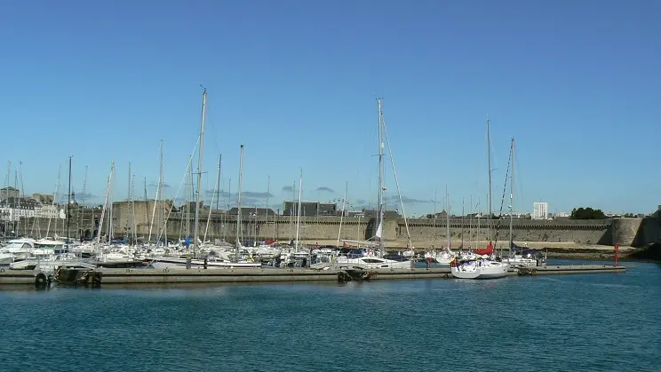 LOI---28-vedettes-odet-concarneau-remparts-ville-close