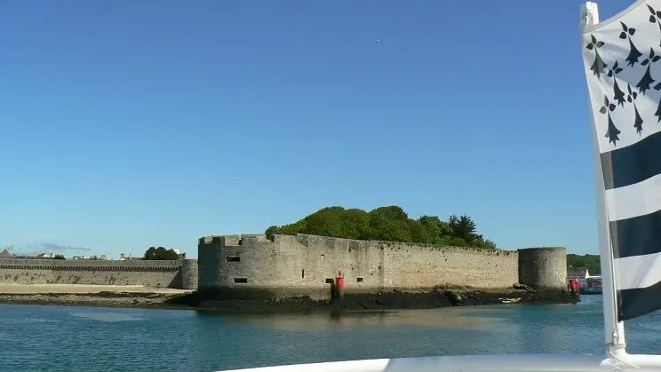 LOI---30-vedettes-odet-croisiere-remparts-ville-close