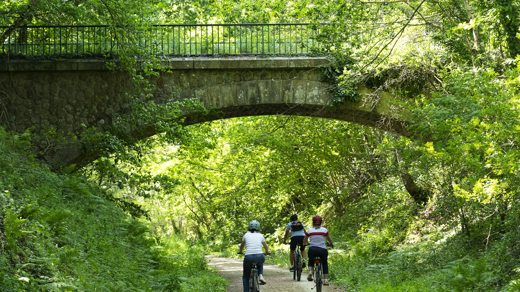 La voie verte à vélo au Juch