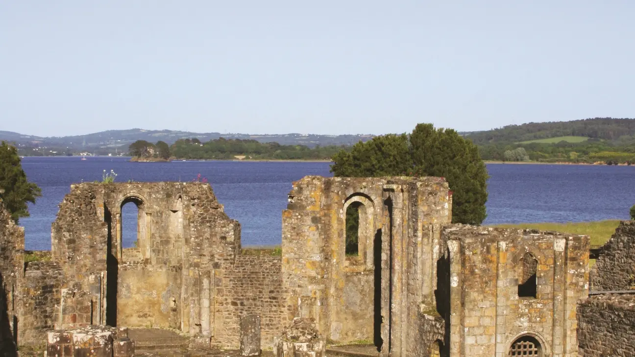 Landévennec abbatiale S.Perlot - Web