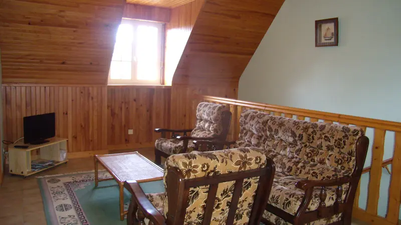 Location - RIOU Jean - Lesconil - Pays Bigouden - Bigoudenjoy 2