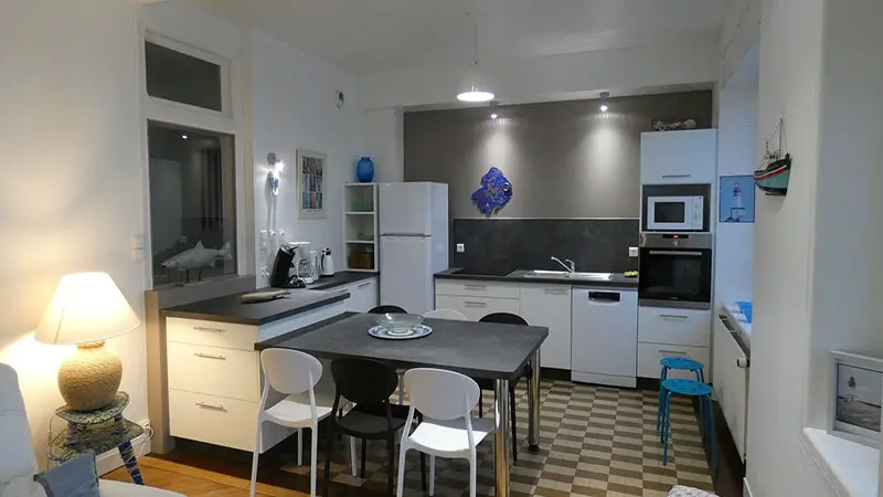 Location ROUSSEAU Françoise - Guilvinec - Pays Bigouden - Bigoudenjoy 2