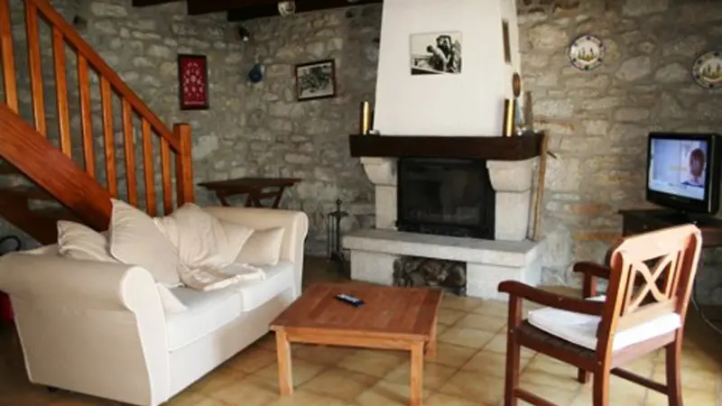 Location KERNEIS Marie-Claude - Guilvinec - Pays Bigouden - Bigoudenjoy 2