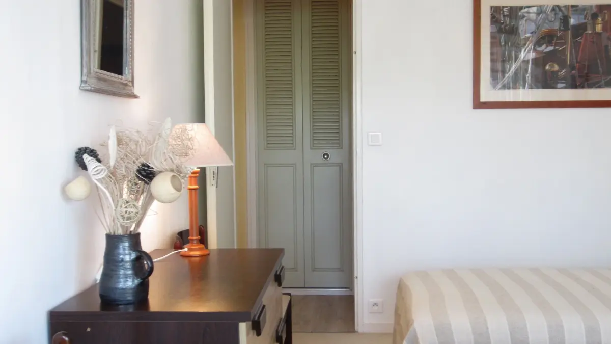 P De Morcourt Chambre 2