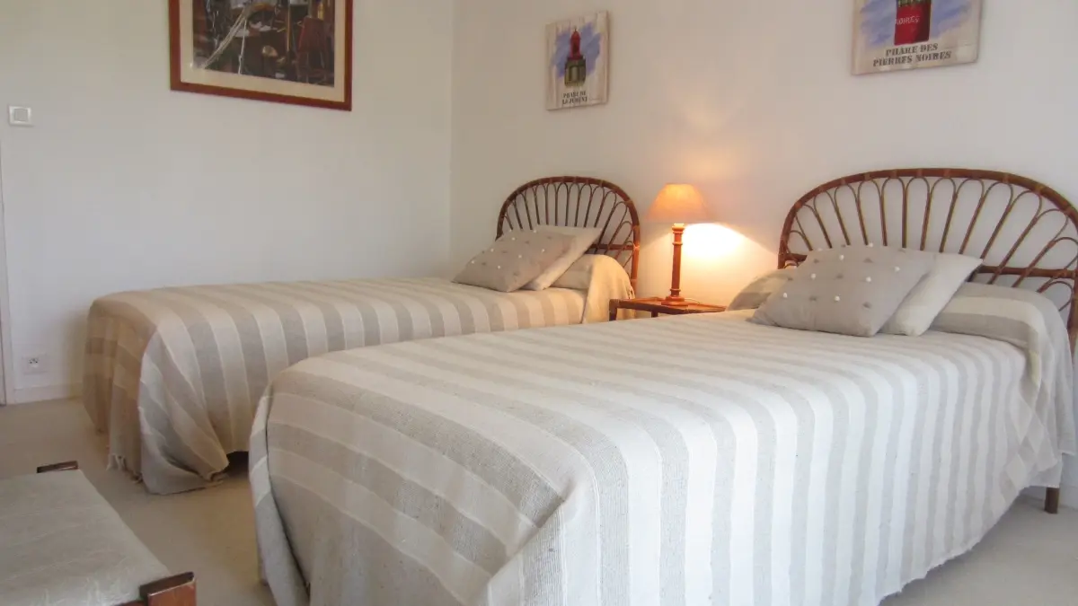 P De Morcourt Chambre