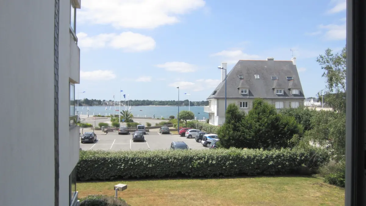P De Morcourt Vue Balcon