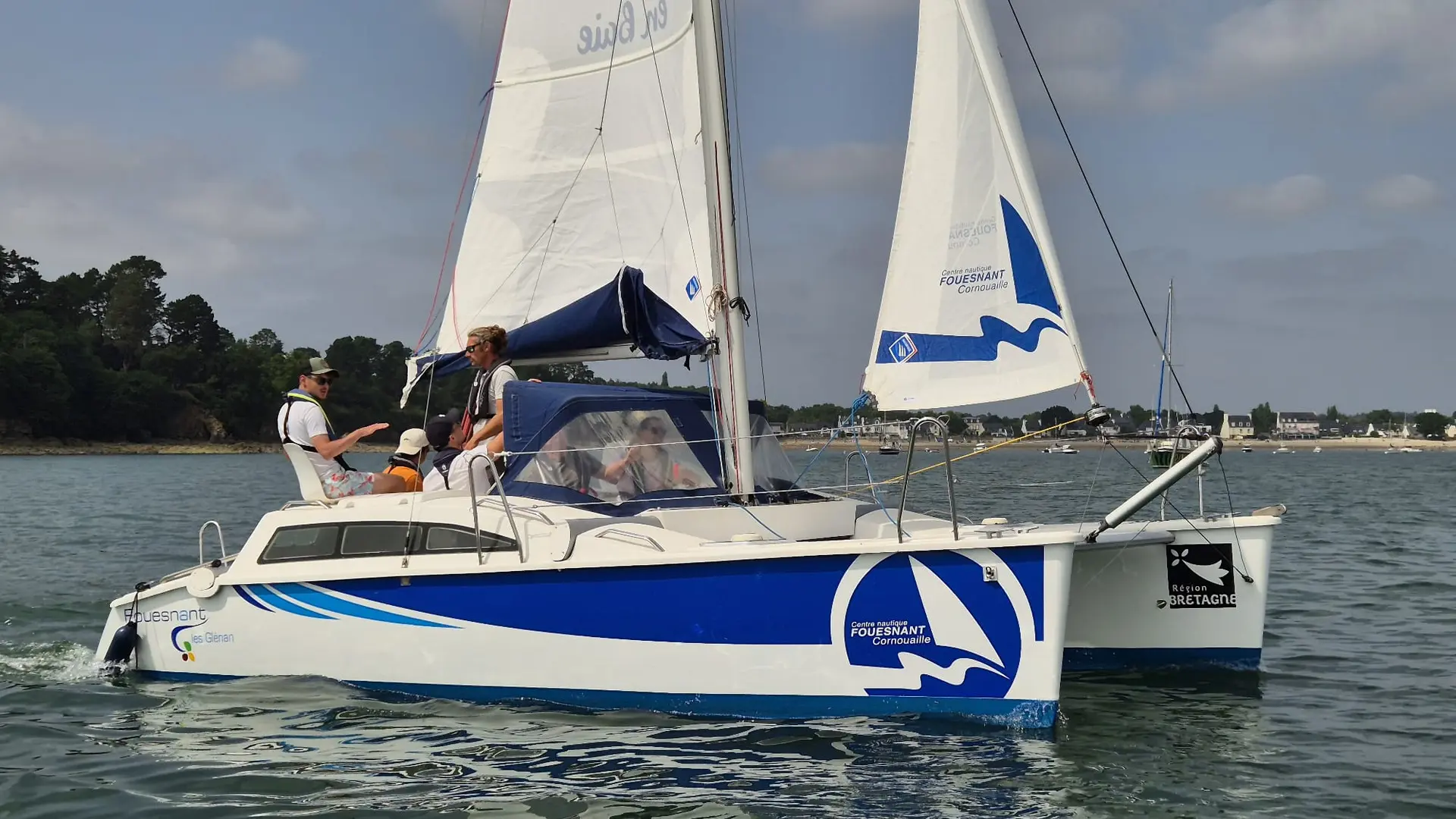 navigation cotière en catamaran habitable1 - PB Déco 6.jpg