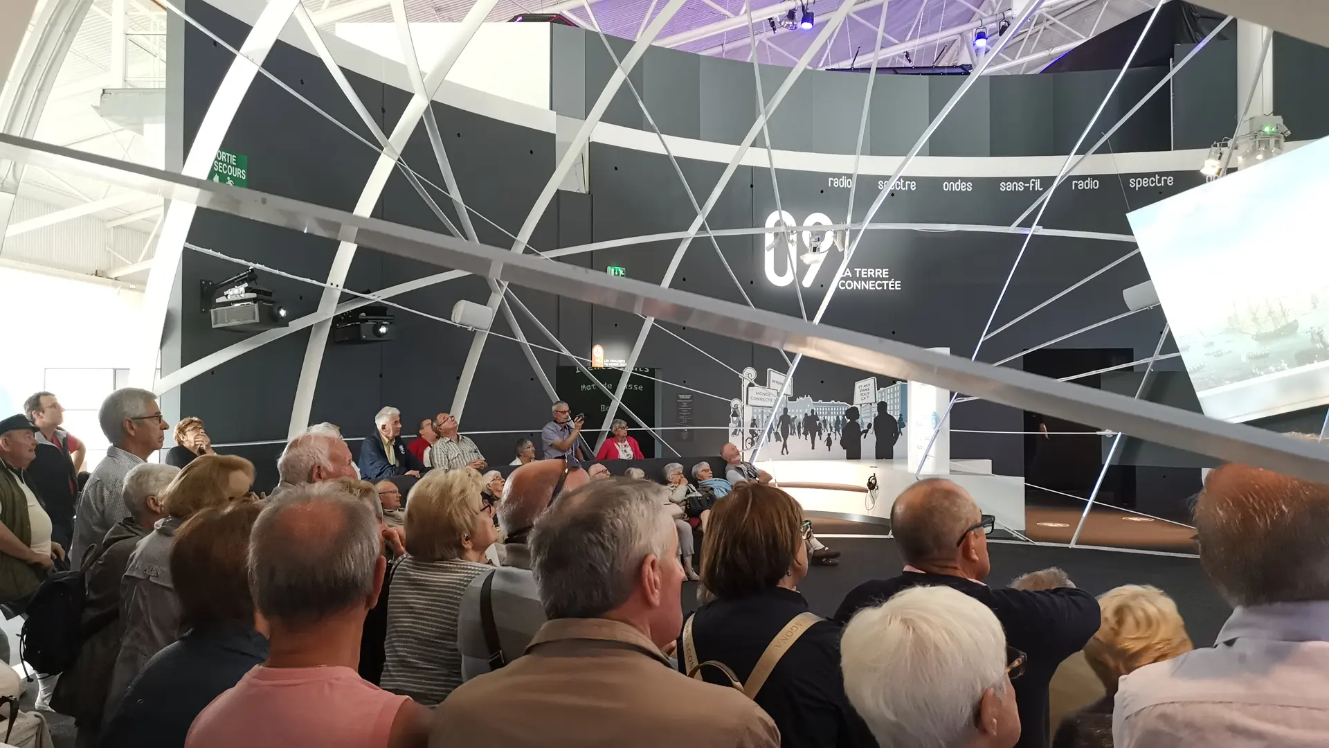 Photo visite guidée @Cité des Télécoms